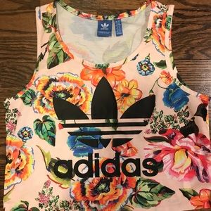 Womens’ Adidas Size Medium Cropped Tank